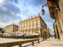 Grand Hotel De La Reine - Place Stanislas, hotell sihtkohas Nancy