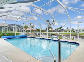 Hotel Photo: Peaceful Pool Home in Punta Gorda Isles on Canal