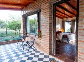 Tantasiña Cabañas Suites de Montaña, ξενοδοχείο σε San Javier