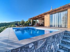 Golden Haven Luxe Bungalow Resort, hotel a Murter