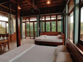 Homestay Dat Viet, hôtel à Tân Phú