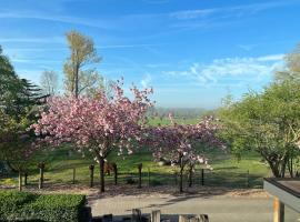 Hotel fotoğraf: Hoeve Hooierzele, Vakantieboerderij met houthaard