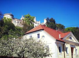 Hotel foto: Schlossapartments Wolfsberg