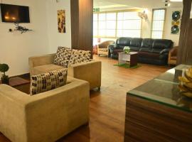 The Roy Grand Inns, hotel in Bangalore