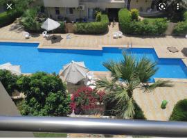 North coast Sedra Resort Chalet قريه سيدرا الساحل الشمالي علي البحر شاليه ثلاث غرف, hotel v destinaci Alexandria