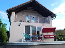 Ivančica, hotel v destinaci Aljmaš