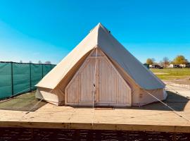 Hotel Photo: Bell Tent