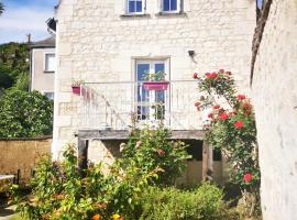 รูปภาพของโรงแรม: Maison au calme avec terrasse et jardin