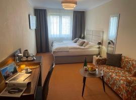 Hotel Photo: Hotel Garni Expo