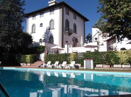 A picture of the hotel: Residence Villa La Fornacina