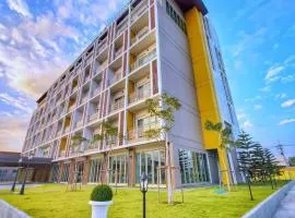 S.R.SUNSHINE HOTEL
