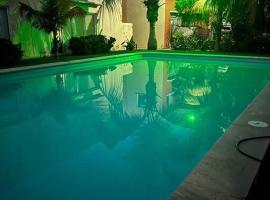 Foto di Hotel: New Home Sol, Mar y Arena Ixtapa.