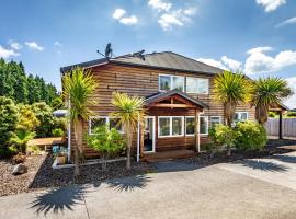 Chalet Gryon - Large 3 bedroom with fireplace, hôtel à Ohakune