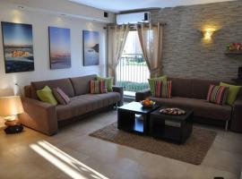 Hotel kuvat: Mory's Place - Luxurious Holiday Apartment