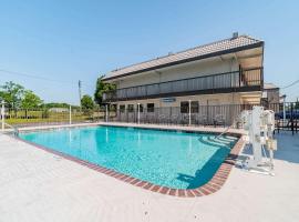 Motel 6 Tampa Near Fairgrounds - Casino, ξενοδοχείο στην Τάμπα