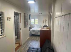 Tavares house, Hotel in Waialua