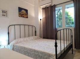 Hotel kuvat: Room apartment , near the beach , in Kirra , ancient port of Delphi