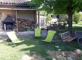 Hotel fotoğraf: Un jardin sur la colline