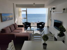 A picture of the hotel: Piso de lujo en La Manga Beach Club