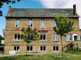 L'Etape du Mont, Family Hostel