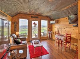 Hotel foto: Rustic Norfork Studio with Million Dollar View!