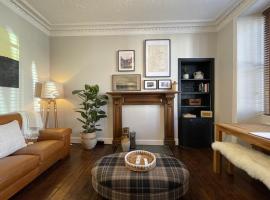 صور الفندق: The Old Shop, A Two Bed Flat in Inverkip Village