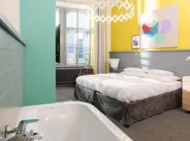 Saint SHERMIN bed breakfast & champagne