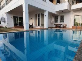 Фотографія готелю: Athenian Luxury Villa in Glyfada