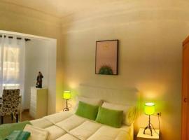 Hotel fotoğraf: APARTAMENTO JUNTO A LA PLAYA DE GROS ESS02373