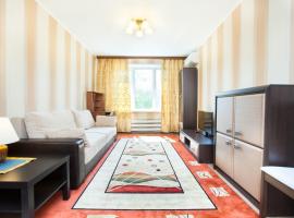 Фотографія готелю: Busines Brusnika Apartment Tyoply Stan