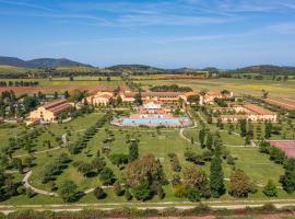 Poggio all'Agnello Sport & Family Holidays、ポプローニアのホテル