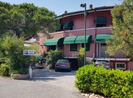 Hotel Villa Pagoda, hotel in Sirmione