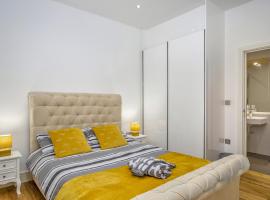 Foto di Hotel: 602 Luxury Apartment near Luton Town and Station