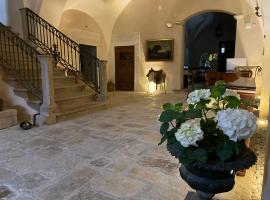 Hotel Photo: Palazzo Laureano - Dimora Storica