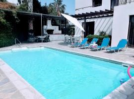 Hotel foto: Spacious 3 bedroom villa private pool