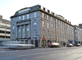 A picture of the hotel: Royal Athenaeum Suites