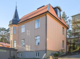 Hotel Photo: Amazing Home In Nynshamn With Kitchen