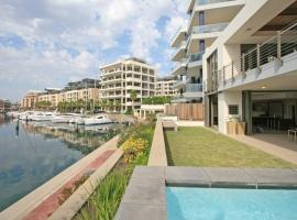 酒店照片: Outstanding V&A Marina Waterfront apartment