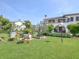 Hotel Photo: Awesome Apartment In Grado With Wifi And 2 Bedrooms