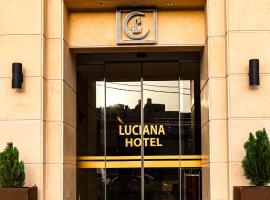 Luciana Hotel by FHM, ξενοδοχείο στην Άκαμπα