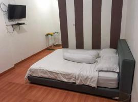 รูปภาพของโรงแรม: KoolKost @ Tarahan Lampung (Minimum Stay 30 Nights)