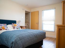 Hotel Foto: Ellingham Apartments, Bordeaux Harbour, Guernsey