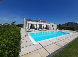 Hotel fotografie: Villa Private Pool Luxury G&P