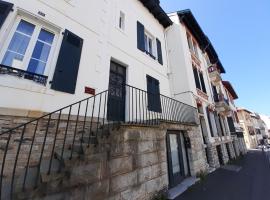 Zdjęcie hotelu: Appartement Biarritz, 1 pièce, 2 personnes - FR-1-239-760