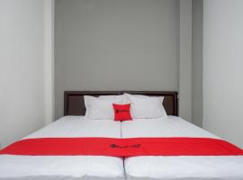 A picture of the hotel: KoolKost Syariah near Universitas PGRI Semarang - Minimun Stay 6 Nights