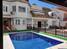 รูปภาพของโรงแรม: Villa Casa Vega Fuengirola