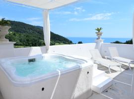 HMO Glamping & Suites in Vignanotica, hotel in Mattinata