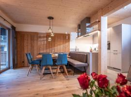 Griena NaturChalets ****, hotel in Mayrhofen