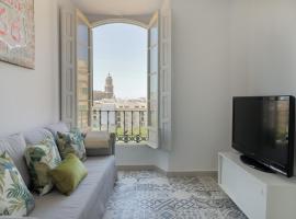 A picture of the hotel: C11 - Cosy 7 Bedrooms in Plaza Merced