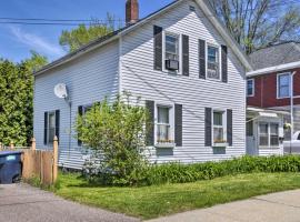 Hotel Photo: Cozy Central Winooski Getaway Less Than 1 Mi to River Walk